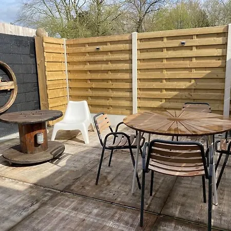 La Grange Eiffel Appartement Cosy Avec Parking Ferme Et Terrasse Wood Coutiches Exterior photo